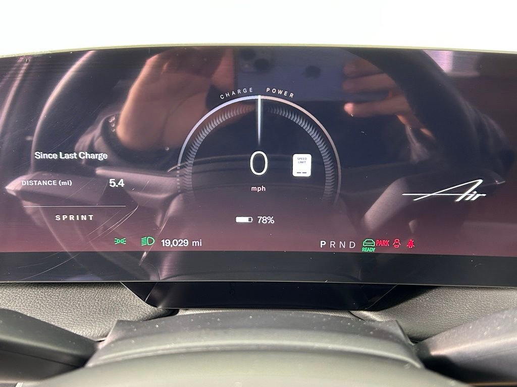 Used 2023 Lucid Air Touring image 25