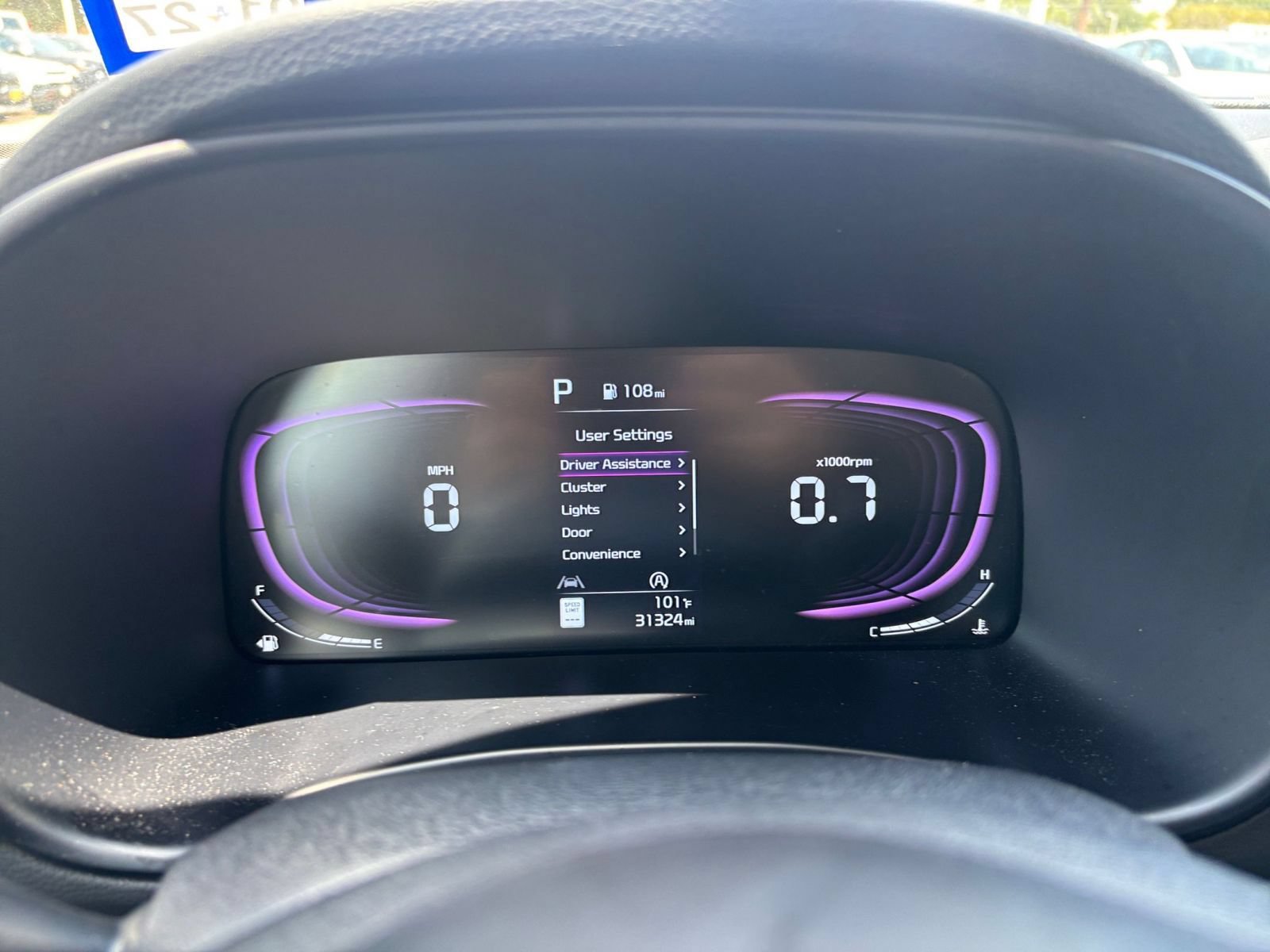 Used 2025 Kia Soul LX w/ LX Technology Package FWD image 33