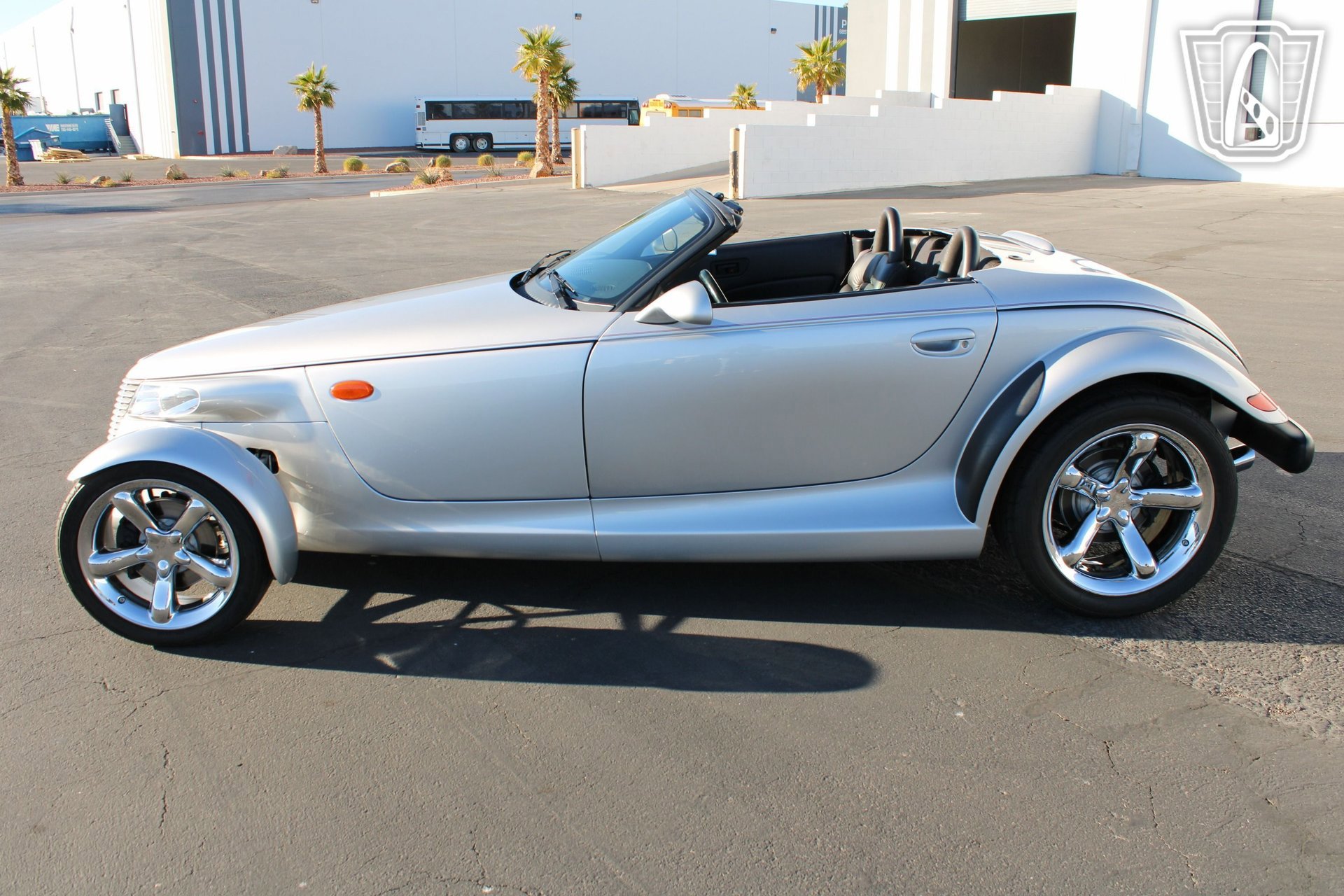 Used 2001 Plymouth Prowler RWD image 2
