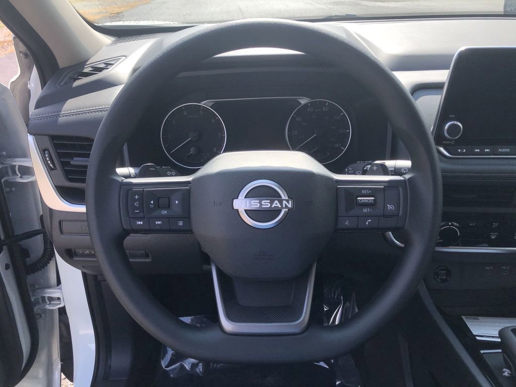 Certified 2026 Nissan Rogue S AWD/4WD image 27