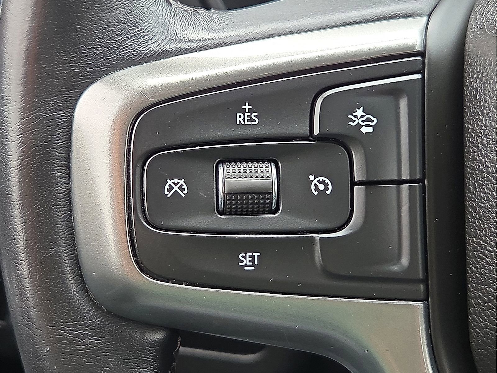 Used 2021 Chevrolet Tahoe Z71 AWD/4WD image 21
