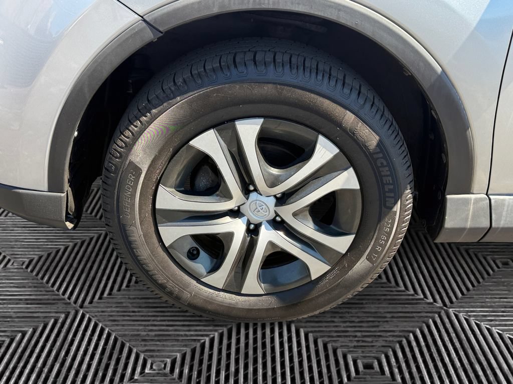 Certified 2018 Toyota RAV4 LE w/ All Weather Liner Package AWD/4WD image 14