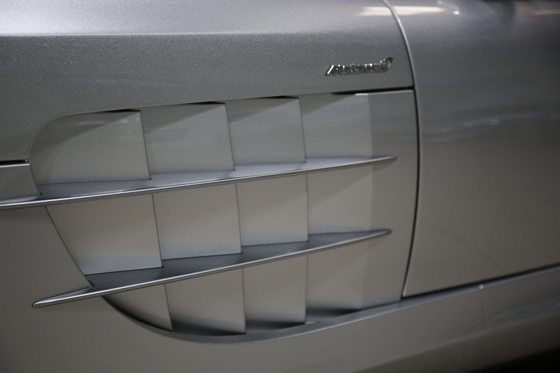 Used 2006 Mercedes-Benz SLR image 39