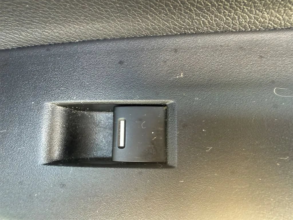 Used 2015 Honda Accord EX-L image 39