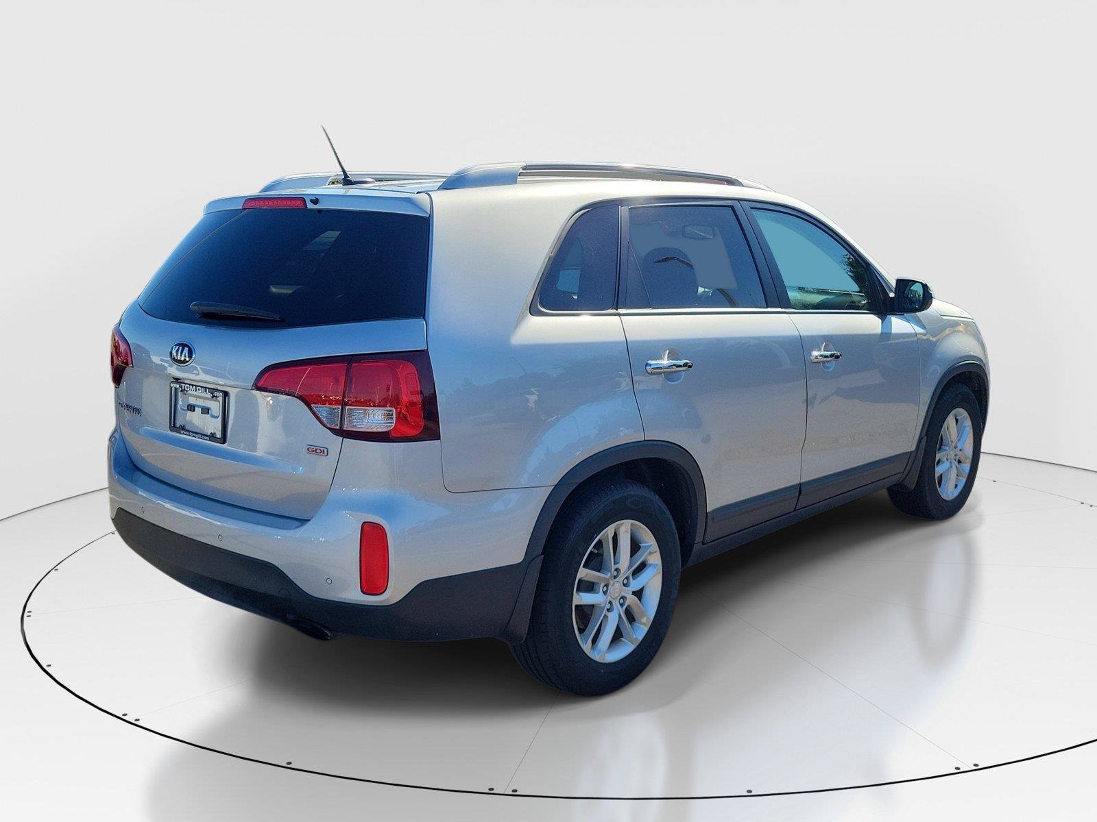 Used 2014 Kia Sorento LX FWD image 4