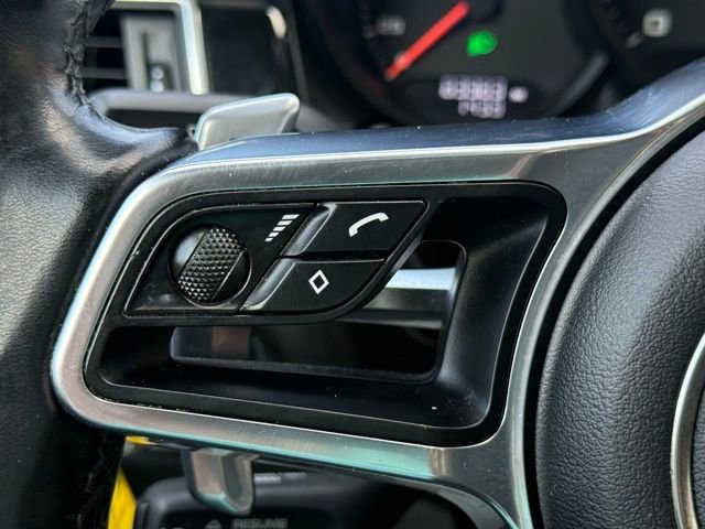 Used 2017 Porsche Macan image 46