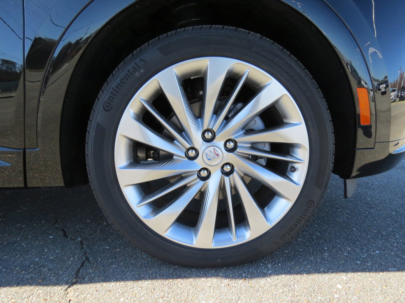 New 2025 Buick Envision Avenir image 10