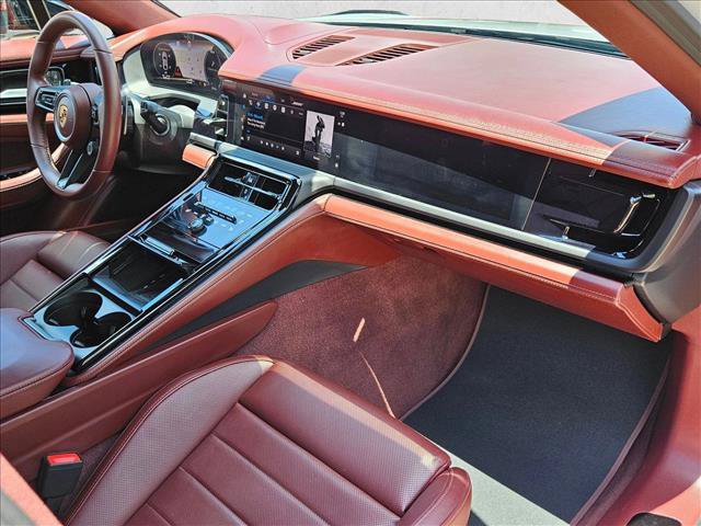 Used 2025 Porsche Panamera 4 AWD/4WD image 23