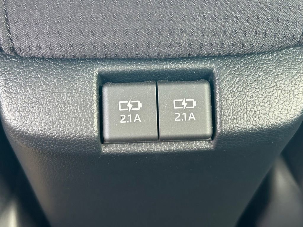 Used 2022 Toyota Prius Prime LE FWD image 21