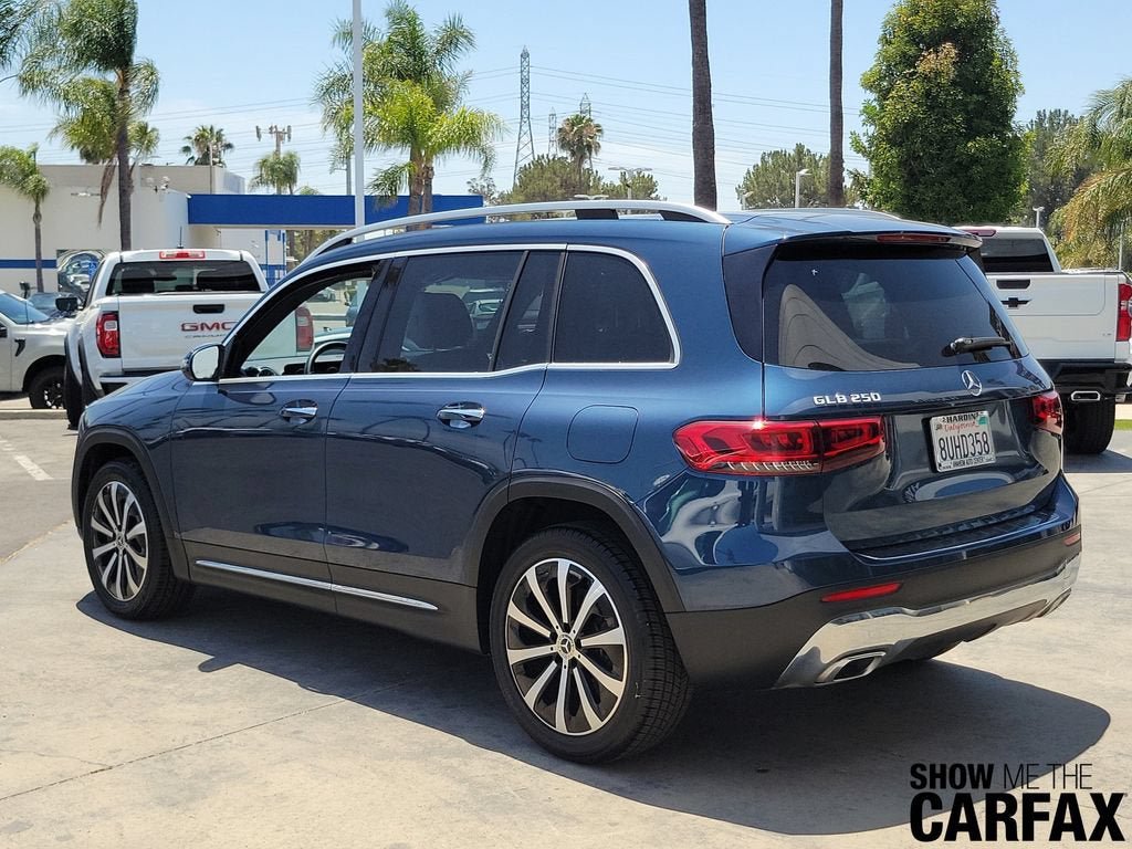 Used 2021 Mercedes-Benz GLB 250 image 3