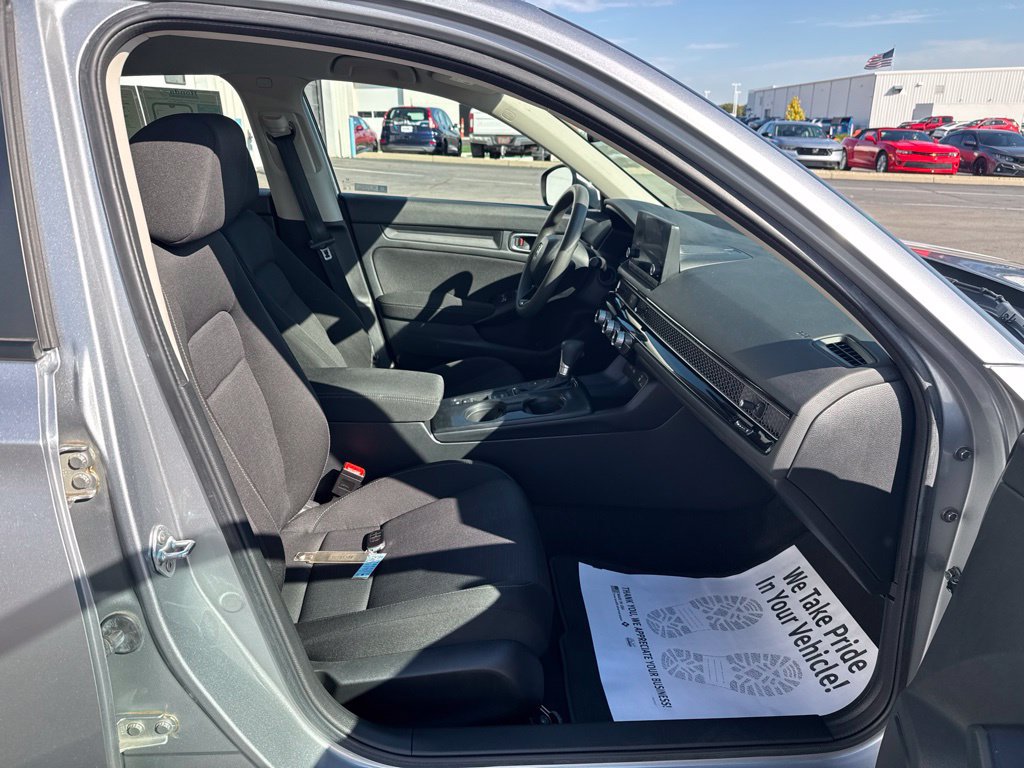 Used 2023 Honda Civic LX image 37