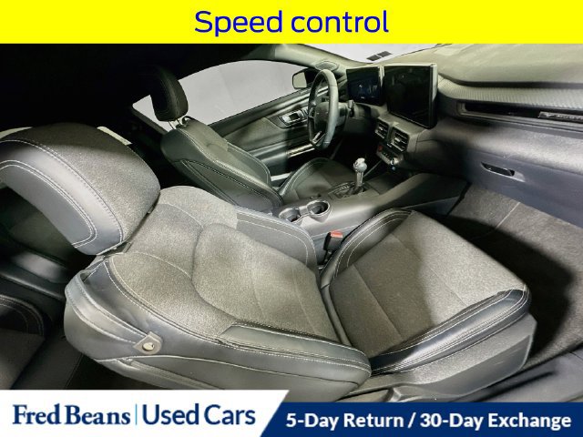 Used 2025 Ford Mustang Coupe RWD image 27