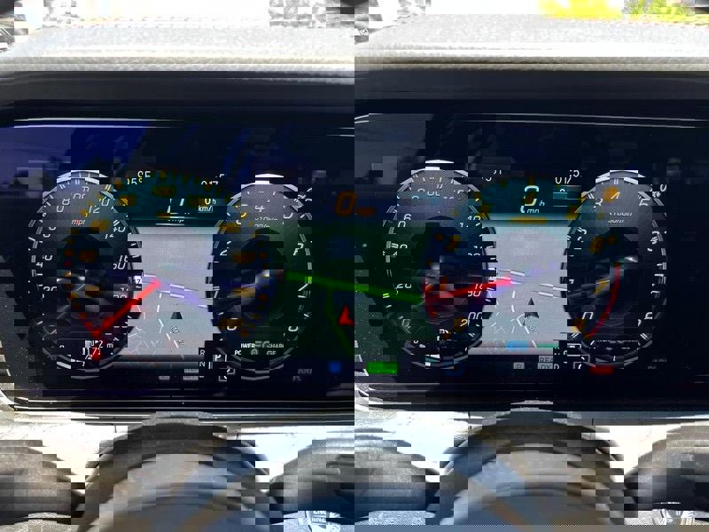 Used 2022 Mercedes-Benz E 53 AMG 4MATIC Sedan image 18