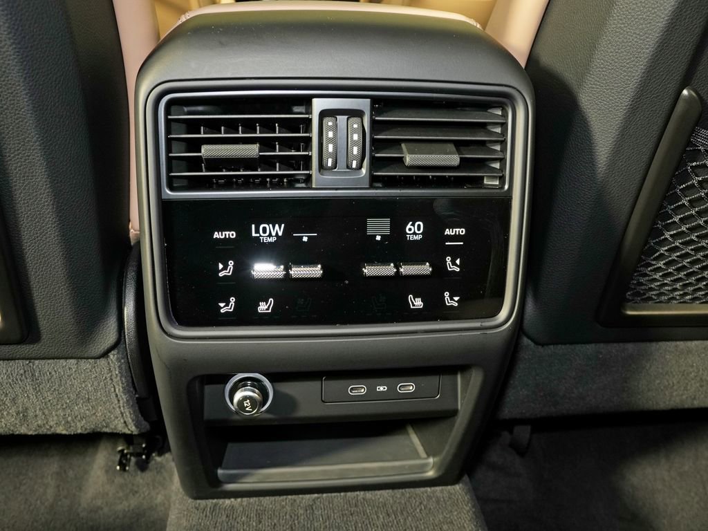 Used 2026 Porsche Cayenne S AWD/4WD image 41