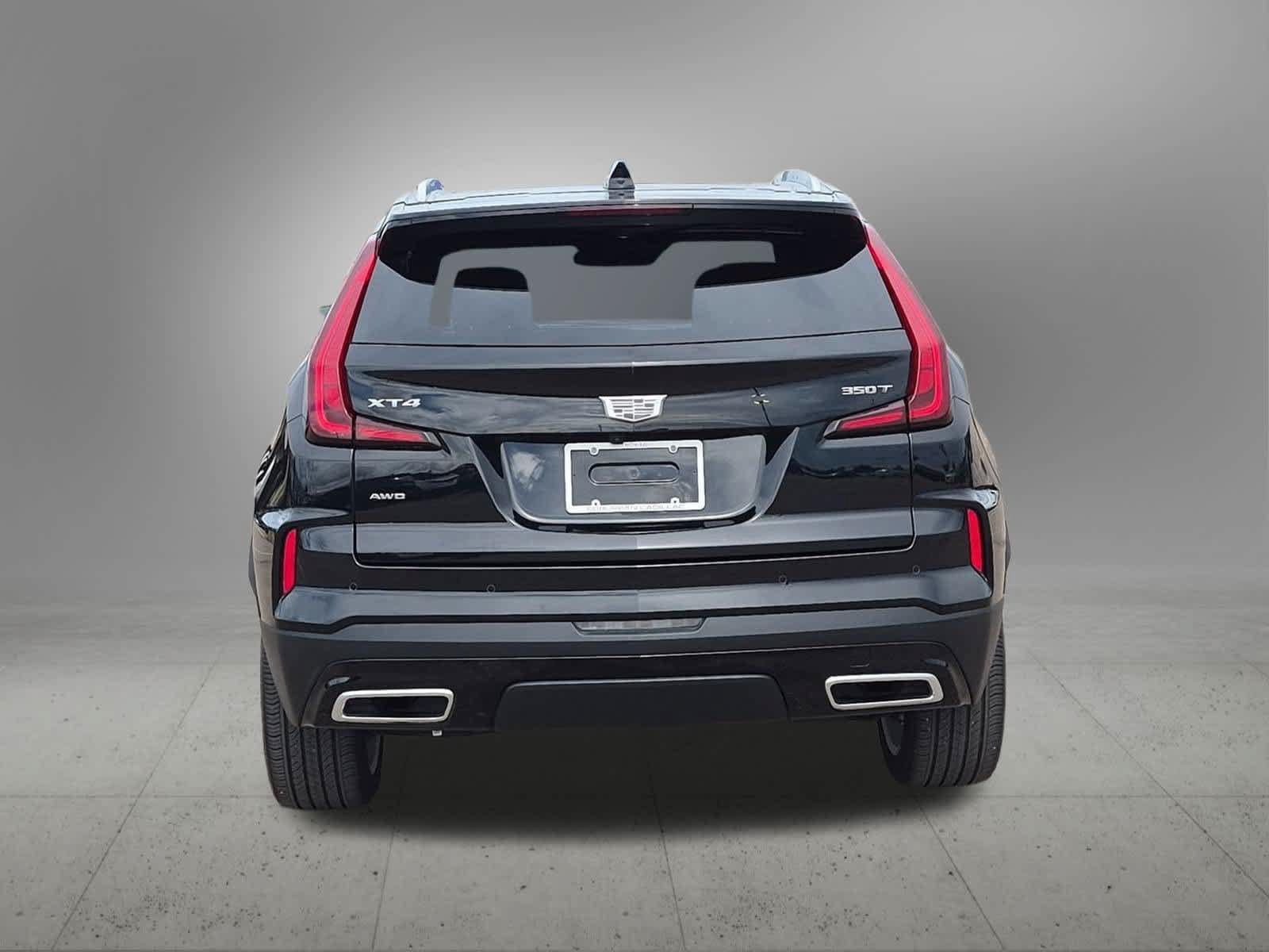 Used 2024 Cadillac XT4 Premium Luxury AWD/4WD image 5