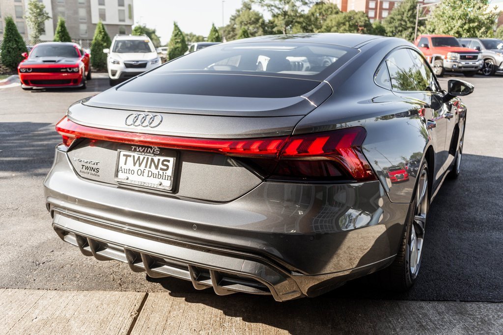 Used 2022 Audi e-tron GT Premium Plus image 27