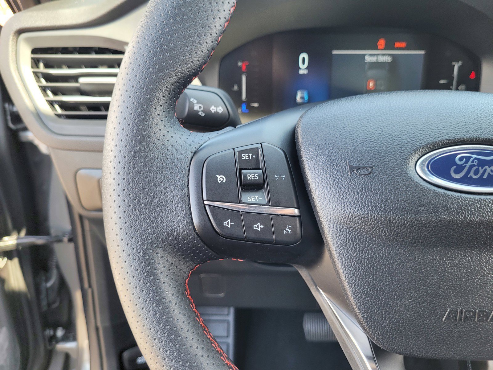 Used 2025 Ford Escape ST-Line AWD/4WD image 23