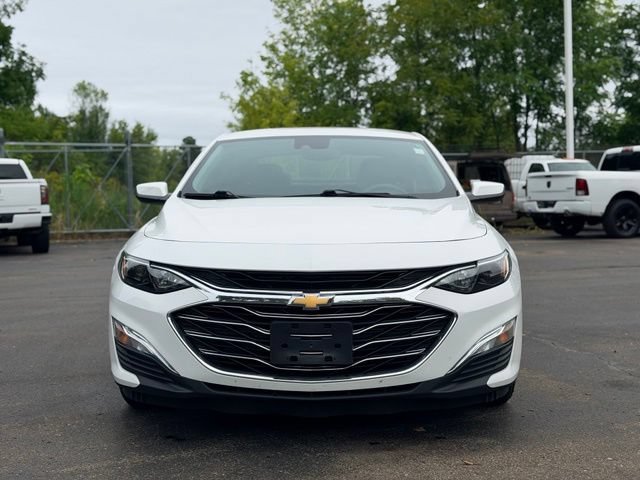 Used 2020 Chevrolet Malibu LS w/ Driver Confidence Package II FWD image 3