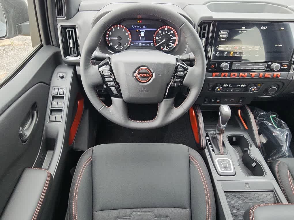 New 2026 Nissan Frontier PRO-4X w/ Pro-4x Convenience Package image 8