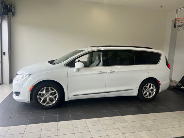 Used 2017 Chrysler Pacifica Touring-L
