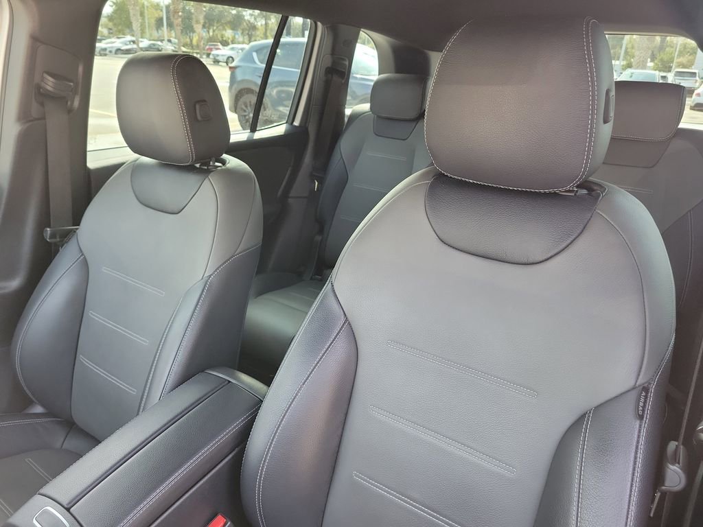 Used 2022 Mercedes-Benz GLB 35 AMG 4MATIC image 21