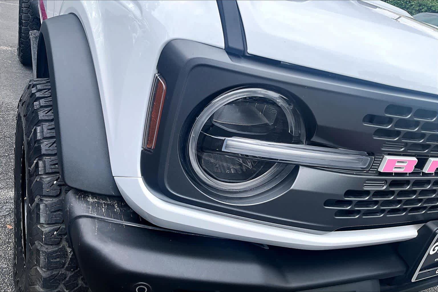 Used 2023 Ford Bronco Badlands image 28