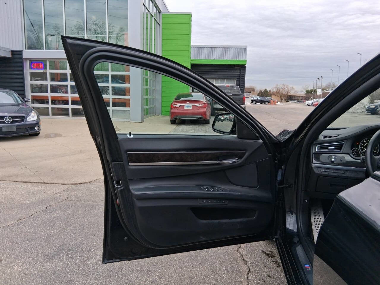 Used 2012 BMW 750Li xDrive AWD/4WD image 13
