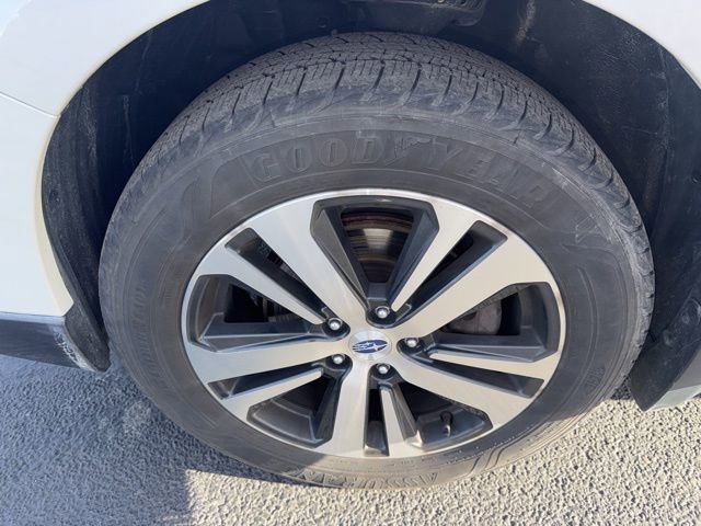 Used 2019 Subaru Outback 2.5i Limited w/ Popular Package #2 image 33