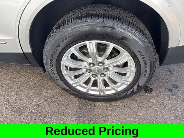 Used 2019 Cadillac XT5 FWD image 43