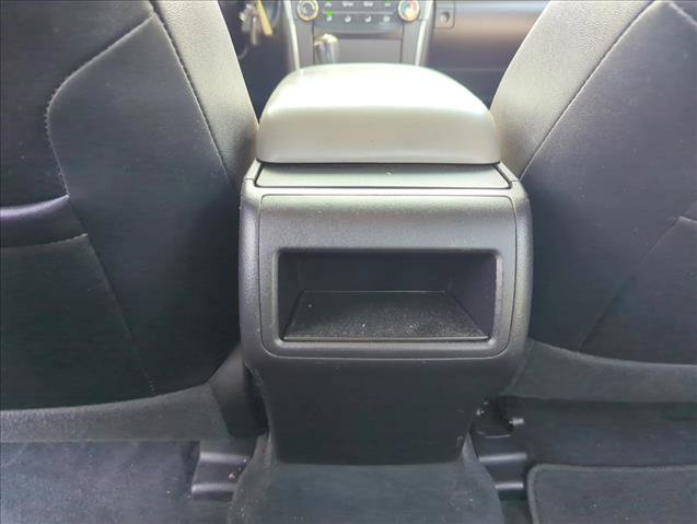 Used 2016 Toyota Camry SE FWD image 23