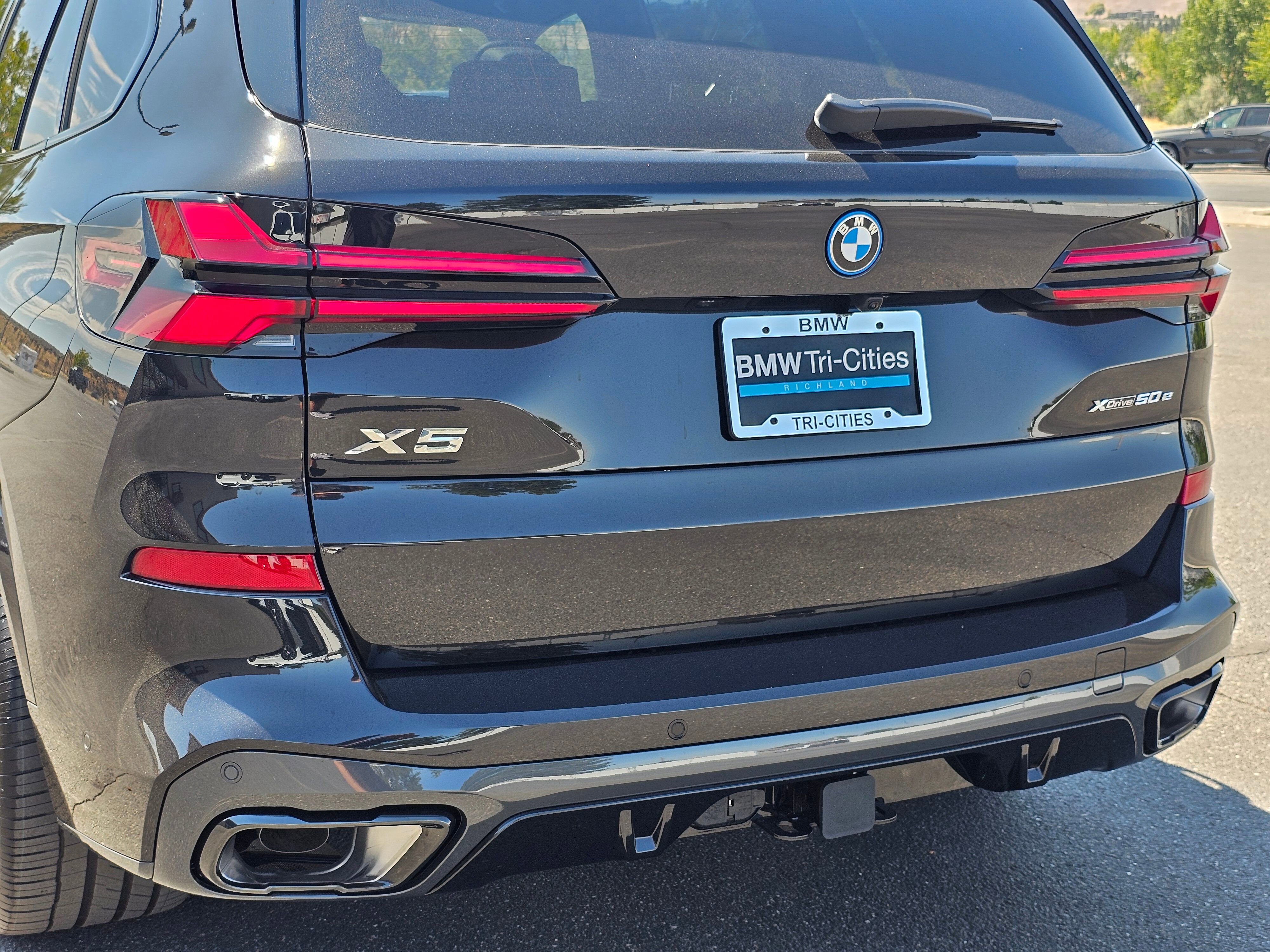 New 2026 BMW X5 xDrive50e w/ M Sport Package image 7