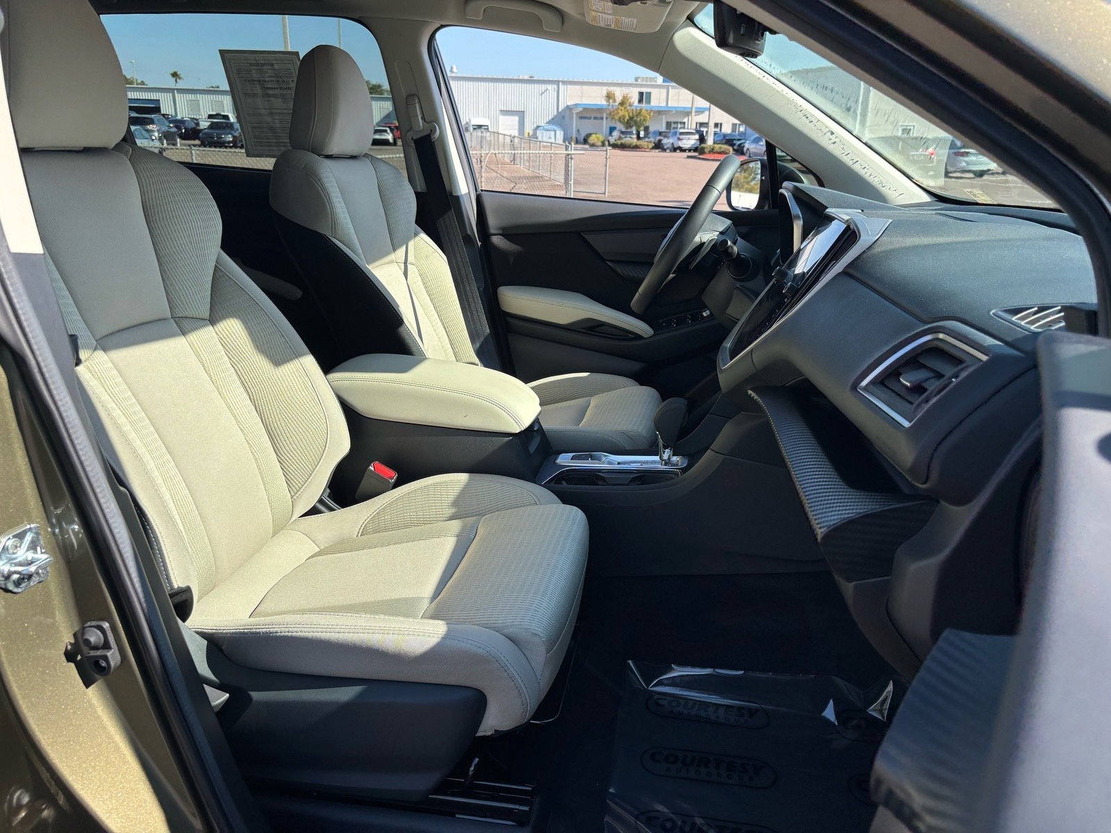 Used 2025 Subaru Ascent Premium w/ Premium Package image 27