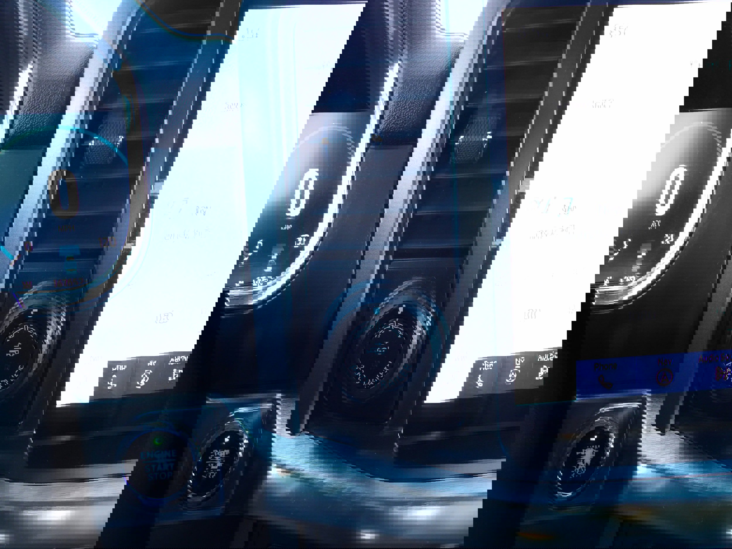 Used 2021 Ford F150 Lariat w/ Equipment Group 502A High image 24