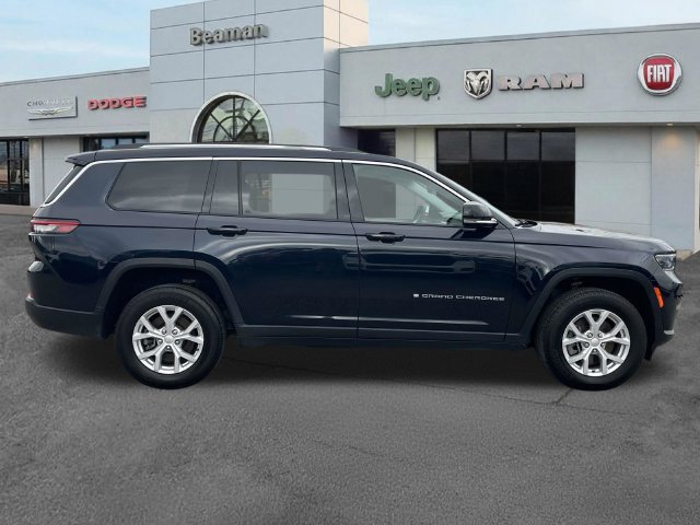 Used 2023 Jeep Grand Cherokee L Limited AWD/4WD image 8