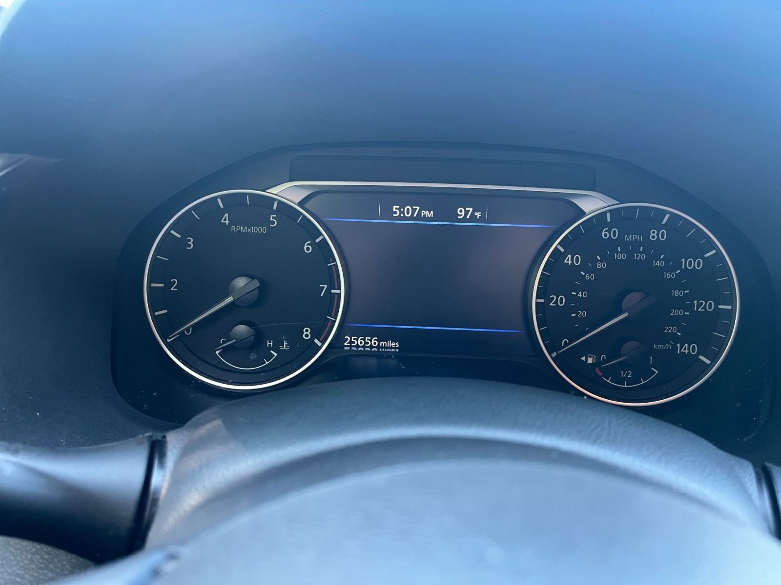 Used 2025 Nissan Altima 2.5 SV FWD image 40