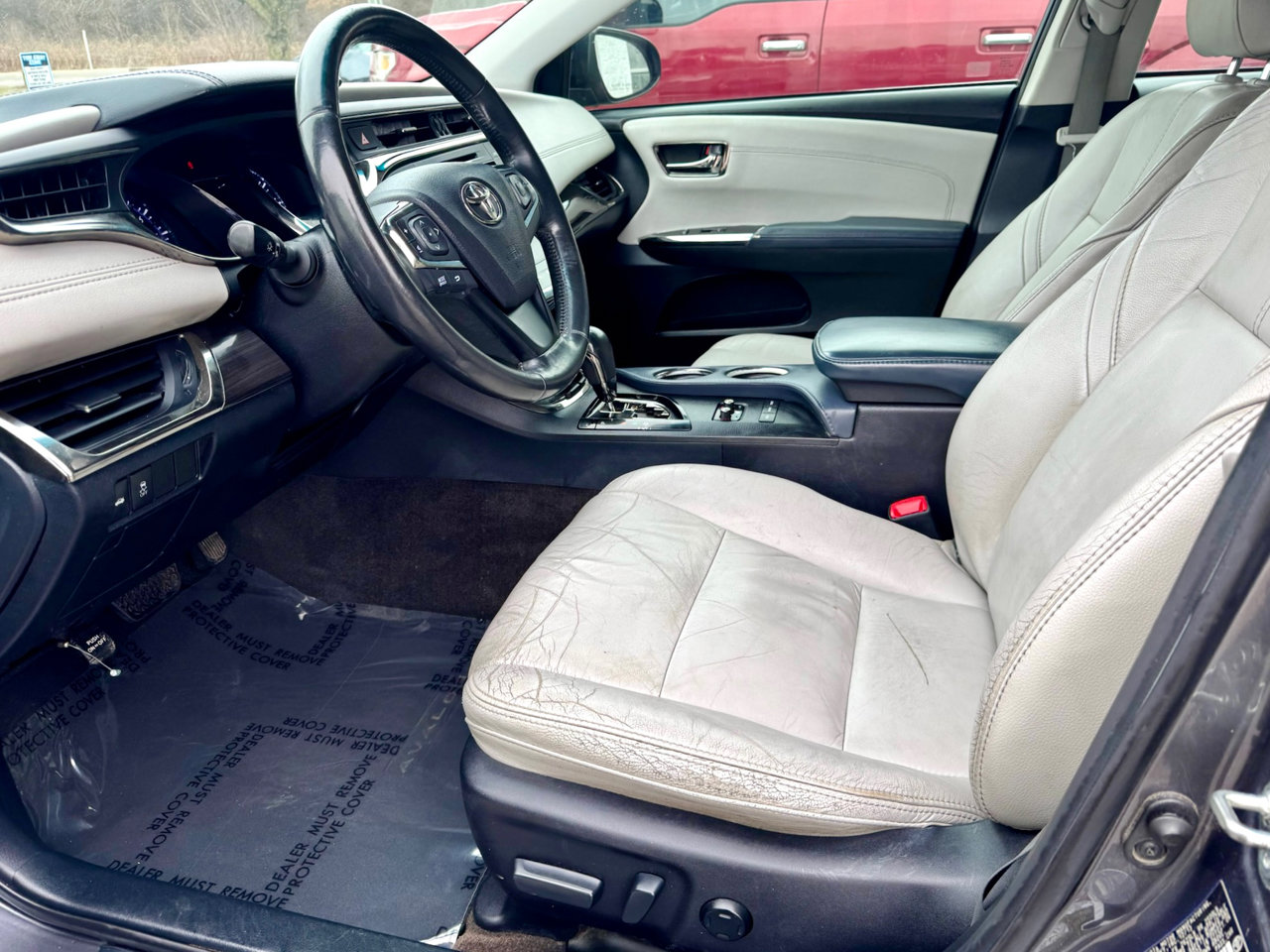 Used 2014 Toyota Avalon Limited image 18