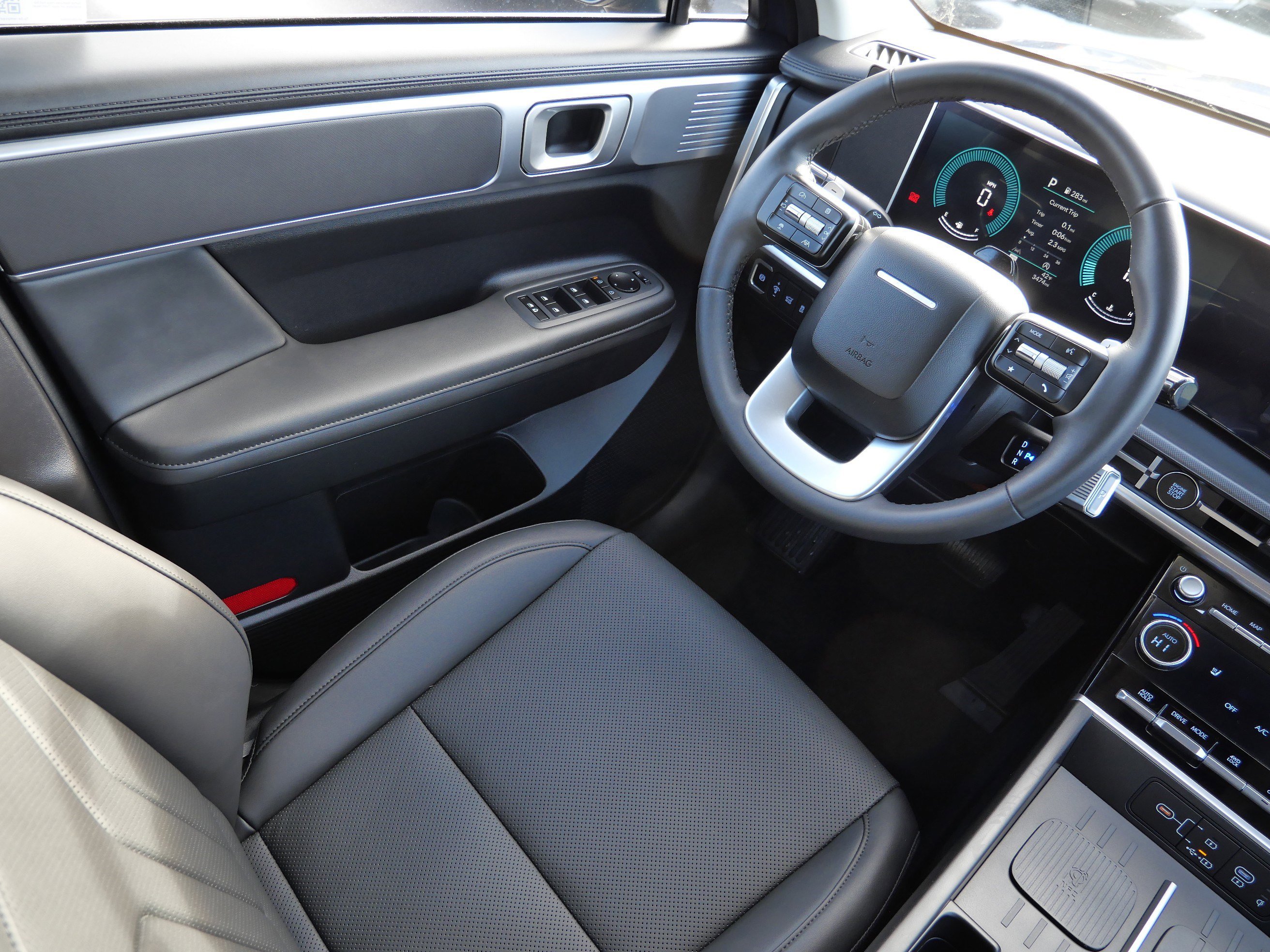 Certified 2026 Hyundai Santa Fe SEL image 9