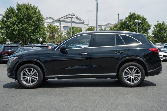 Used 2025 Mercedes-Benz GLC 300 4MATIC image 4