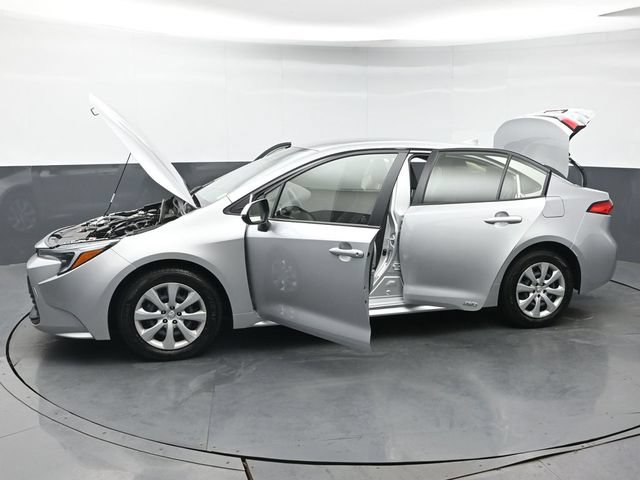 Certified 2026 Toyota Corolla LE AWD/4WD image 43