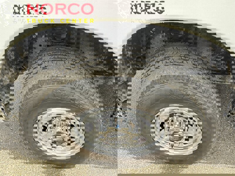 Used 2022 Ford F250 XL w/ Power Equipment Group image 14