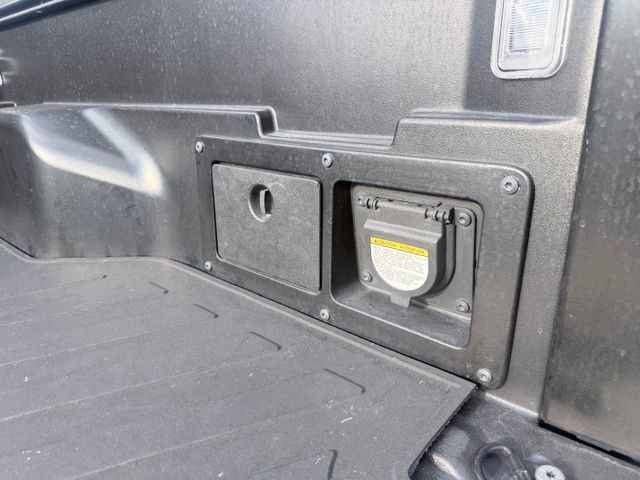 Used 2021 Toyota Tacoma TRD Off-Road AWD/4WD image 32