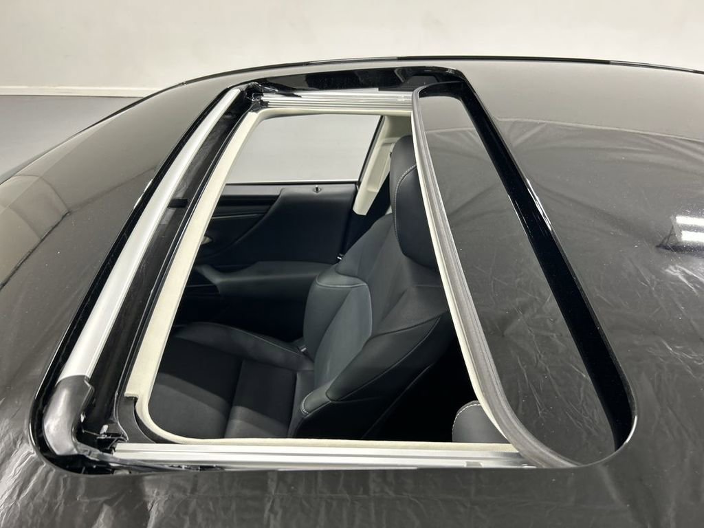 Used 2022 Lexus ES 350 w/ Premium Package image 19