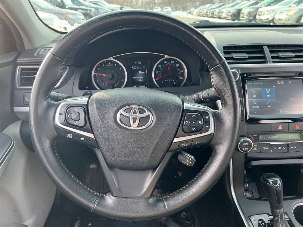 Used 2015 Toyota Camry XSE image 10