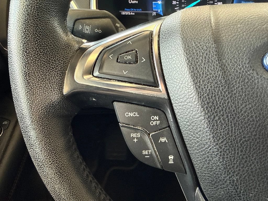 Used 2021 Ford Edge Titanium w/ Equipment Group 301A AWD/4WD image 20