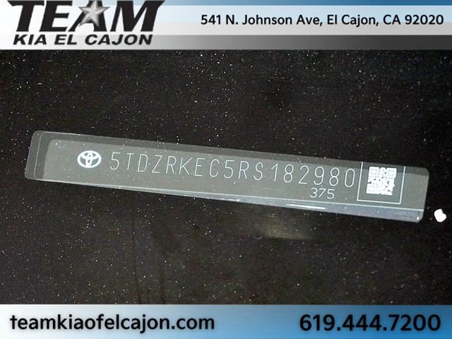 Used 2024 Toyota Sienna Limited image 36