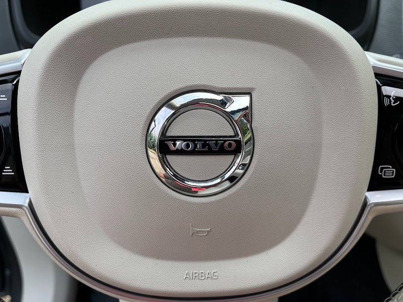 Used 2019 Volvo XC90 T6 Momentum w/ Protection Package Premier image 15