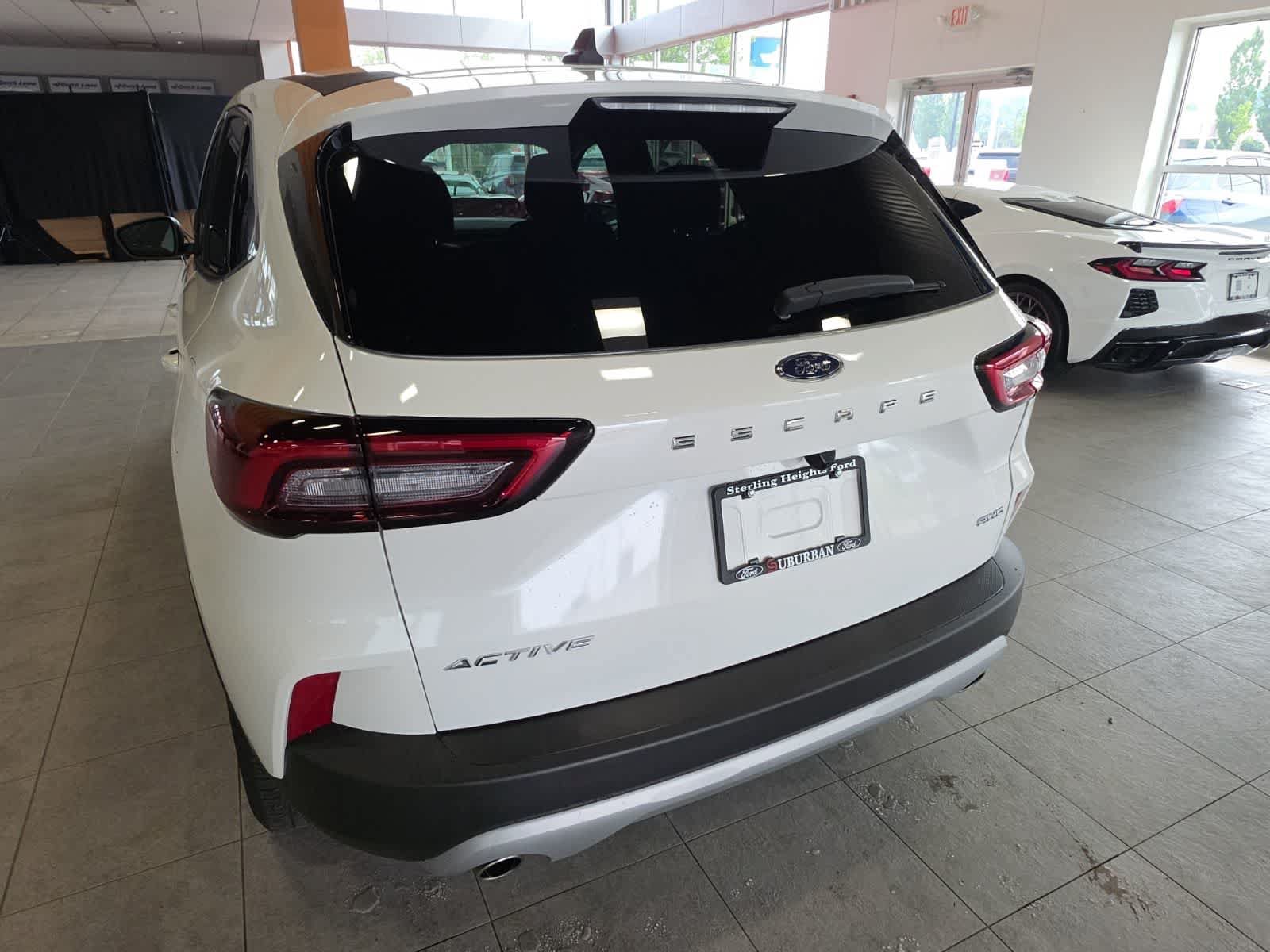 Used 2023 Ford Escape Active AWD/4WD image 11