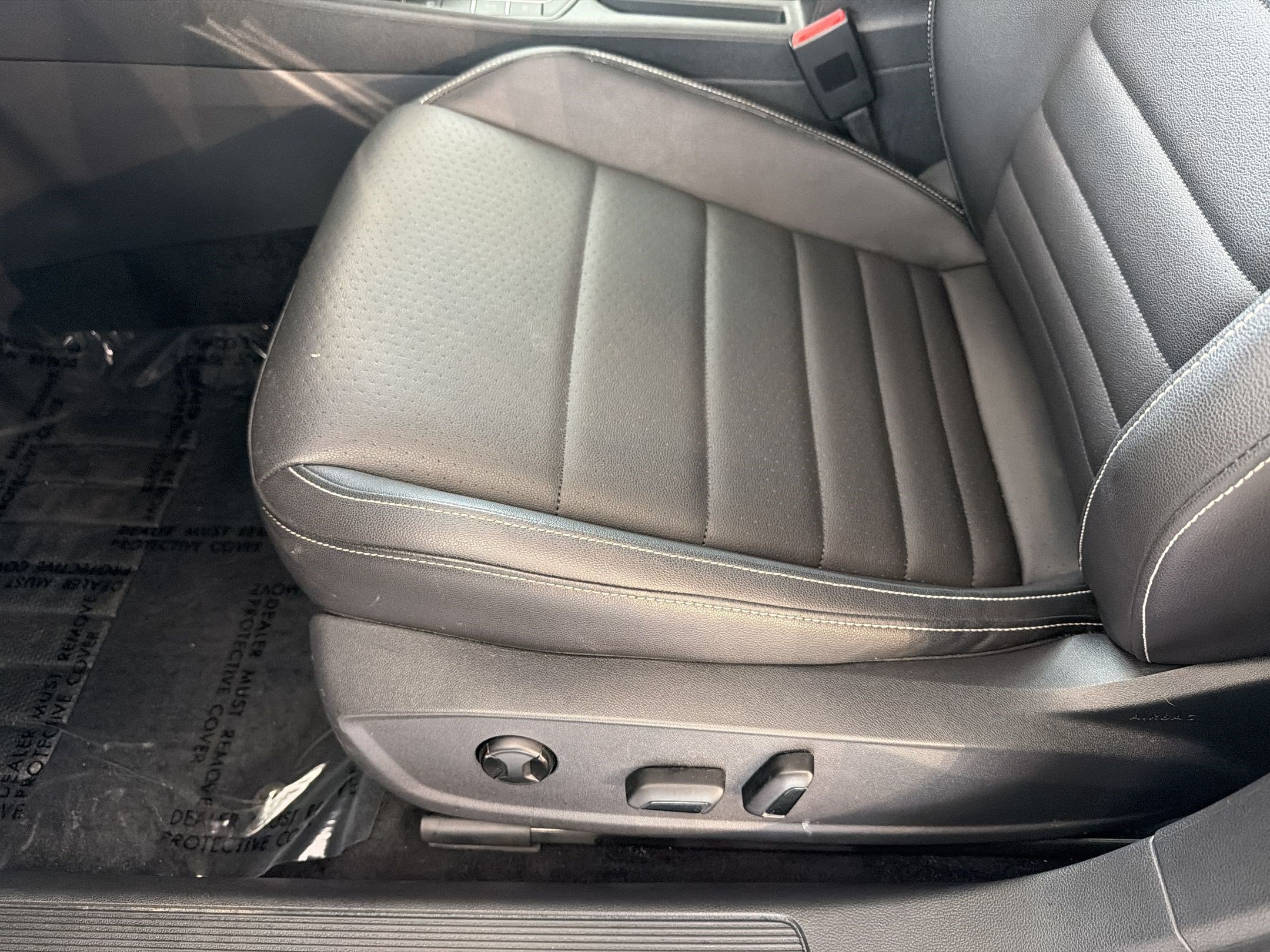 Used 2022 Volkswagen Jetta SE FWD image 14