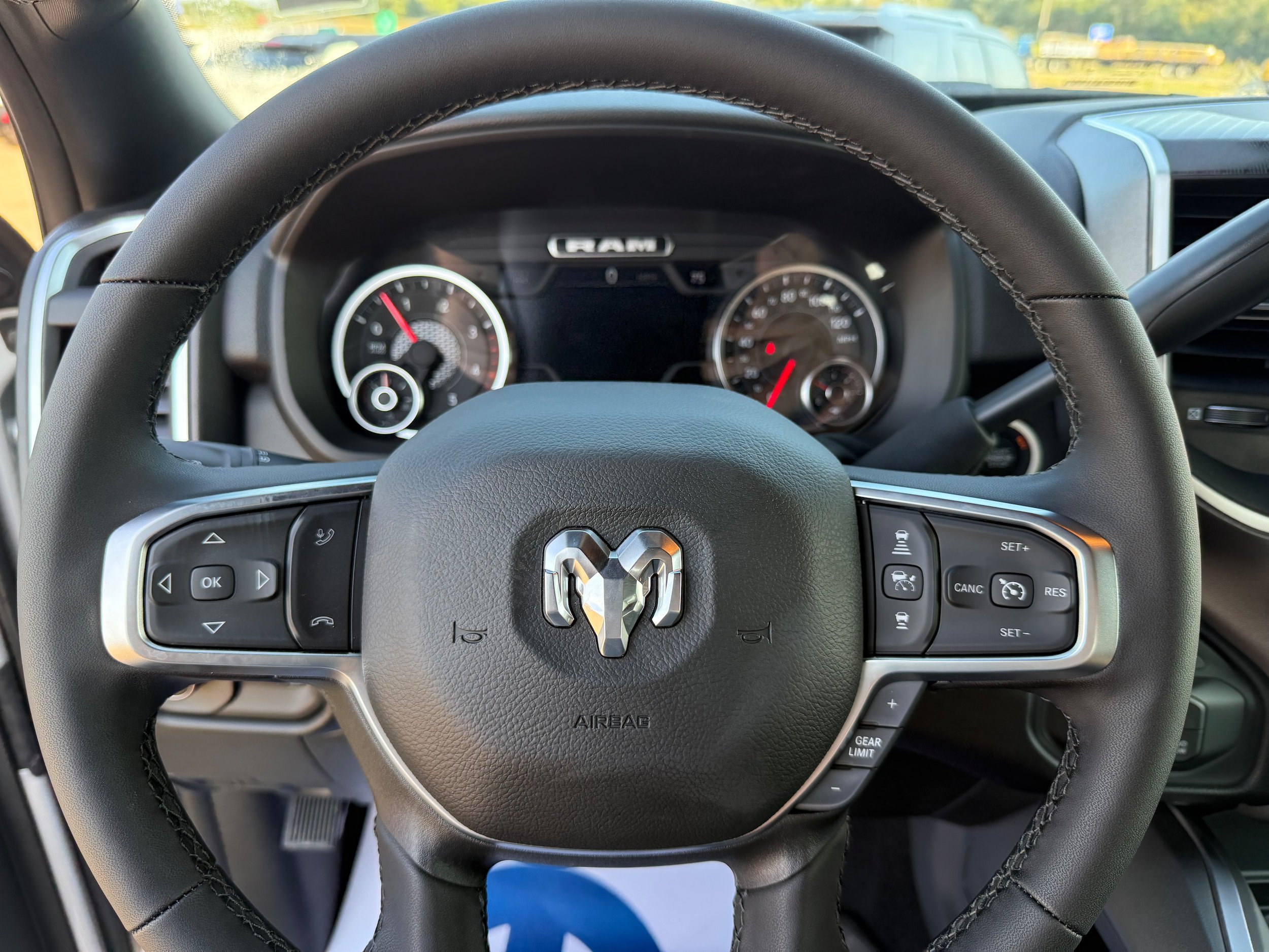 New 2026 RAM 2500 Big Horn AWD/4WD image 9