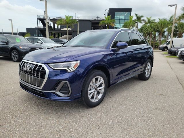 Certified 2025 Audi Q3 2.0T Premium Plus w/ Premium Plus Package AWD/4WD image 3